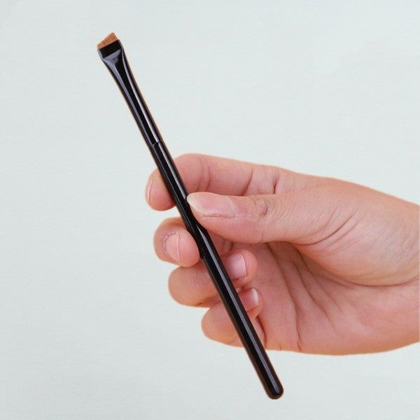 Wolf Hair Precision Eyeliner Brush